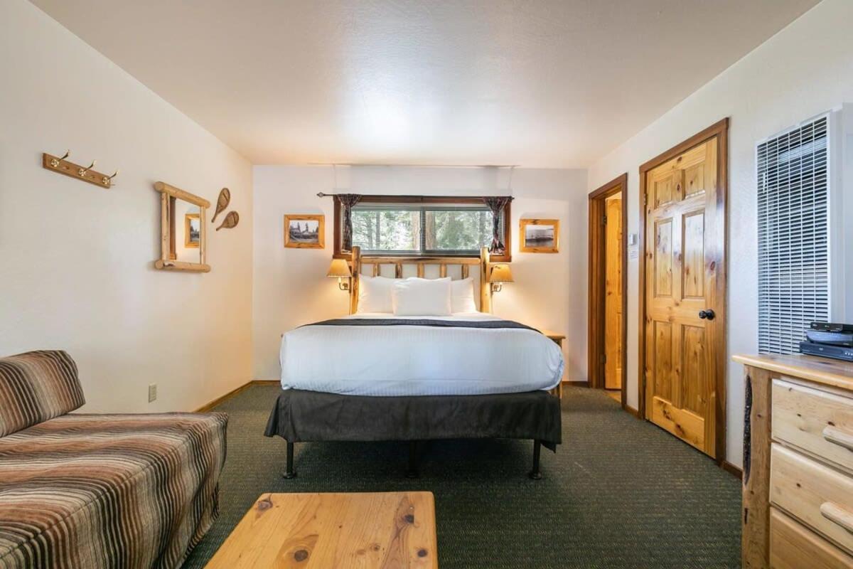 Lakeside Studio Steps From The Beach Tahoe Vista Bagian luar foto